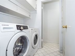 10125 De Soto 45, Chatsworth (los Angeles) CA 91311
