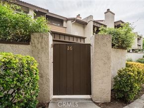 5800 Owensmouth Avenue 26, Woodland Hills (los Angeles) CA 91367