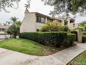 5800 Owensmouth Avenue 26, Woodland Hills (los Angeles) CA 91367