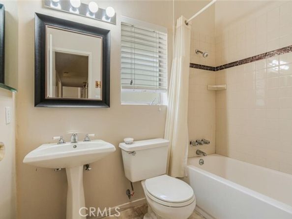 20410 Miranda Street, Woodland Hills (los Angeles) CA 91367