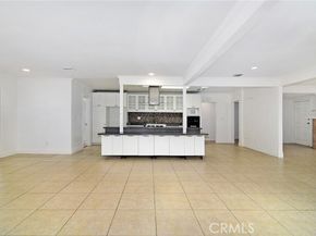 19324 Victory Boulevard, Reseda (los Angeles) CA 91335