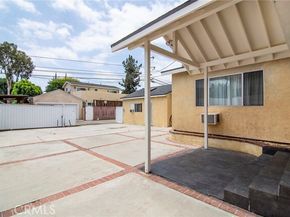 19324 Victory Boulevard, Reseda (los Angeles) CA 91335