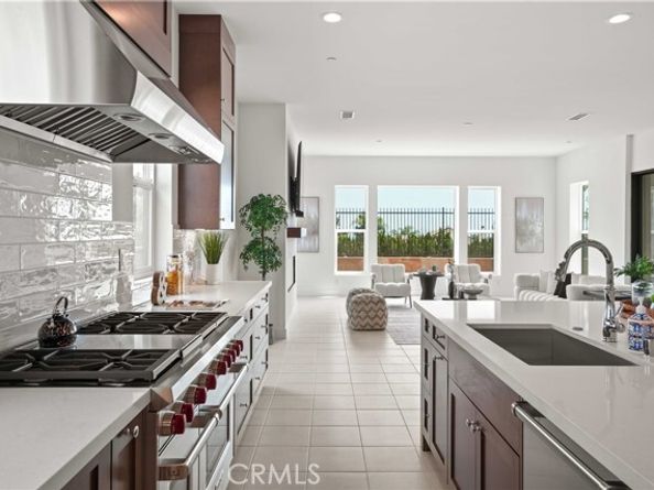 20580 Edgewood Court, Chatsworth (los Angeles) CA 91311