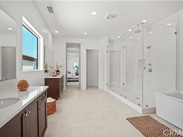 20580 Edgewood Court, Chatsworth (los Angeles) CA 91311