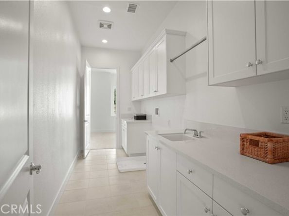 20580 Edgewood Court, Chatsworth (los Angeles) CA 91311