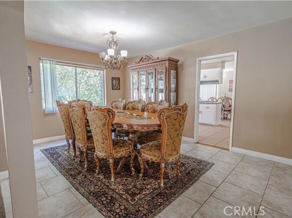 22607 Hatteras Street, Woodland Hills (los Angeles) CA 91367
