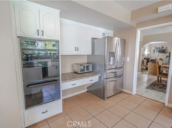 22607 Hatteras Street, Woodland Hills (los Angeles) CA 91367