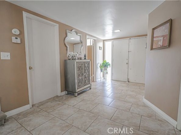 22607 Hatteras Street, Woodland Hills (los Angeles) CA 91367