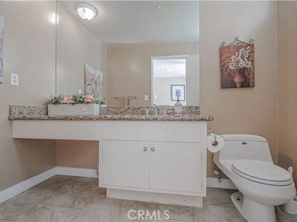 22607 Hatteras Street, Woodland Hills (los Angeles) CA 91367