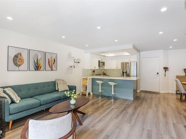 6825 Alabama Avenue 111, Canoga Park (los Angeles) CA 91303