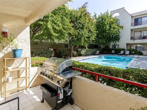 6825 Alabama Avenue 111, Canoga Park (los Angeles) CA 91303