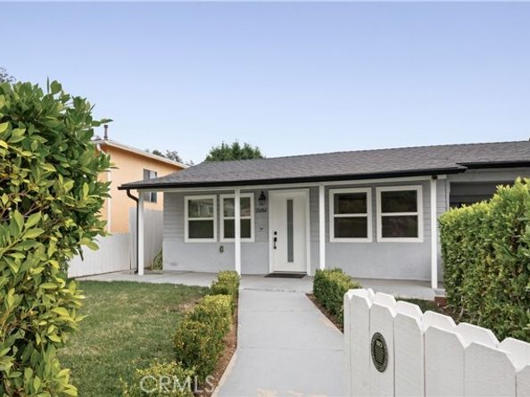 13266 Dyer Street, Sylmar (los Angeles) CA 91342