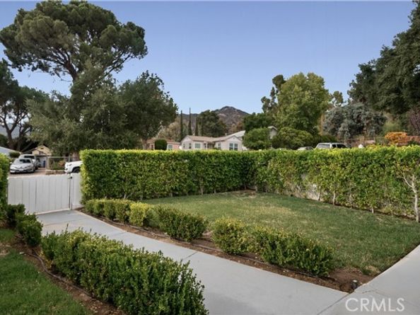 13266 Dyer Street, Sylmar (los Angeles) CA 91342