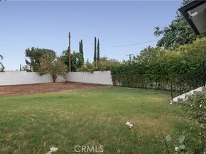 13266 Dyer Street, Sylmar (los Angeles) CA 91342