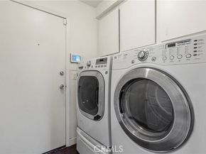 18022 RAYMER Street, Northridge (los Angeles) CA 91325