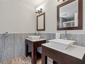 18022 RAYMER Street, Northridge (los Angeles) CA 91325