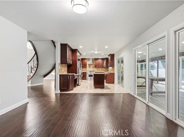 18022 RAYMER Street, Northridge (los Angeles) CA 91325