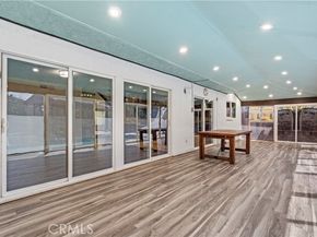 18022 RAYMER Street, Northridge (los Angeles) CA 91325
