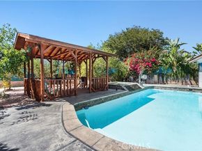 18022 RAYMER Street, Northridge (los Angeles) CA 91325