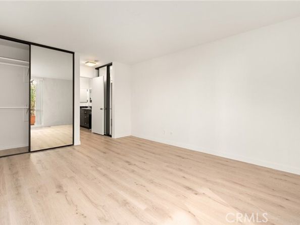 5875 Doverwood Drive 106, Culver City CA 90230