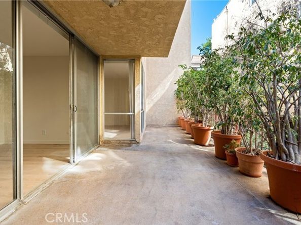5875 Doverwood Drive 106, Culver City CA 90230