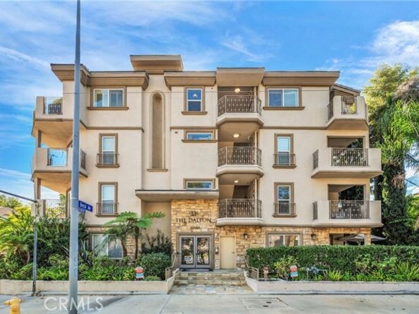 11540 Moorpark Street 403, Studio City (los Angeles) CA 91602