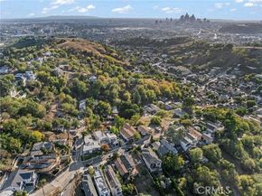 3320 Reynolds, Santa Barbara CA 90032