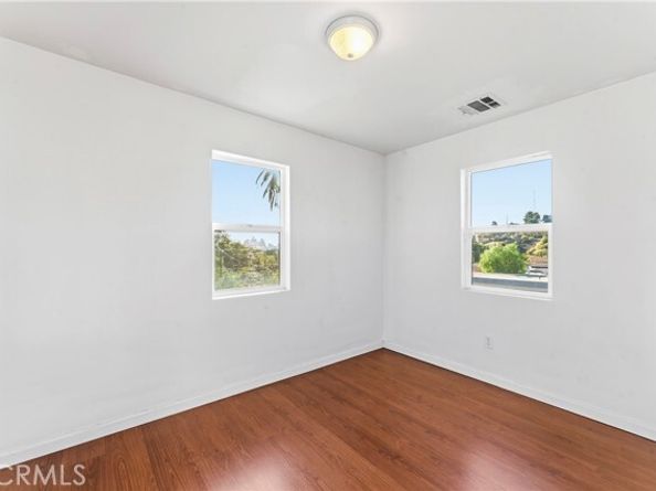 3320 Reynolds, Santa Barbara CA 90032