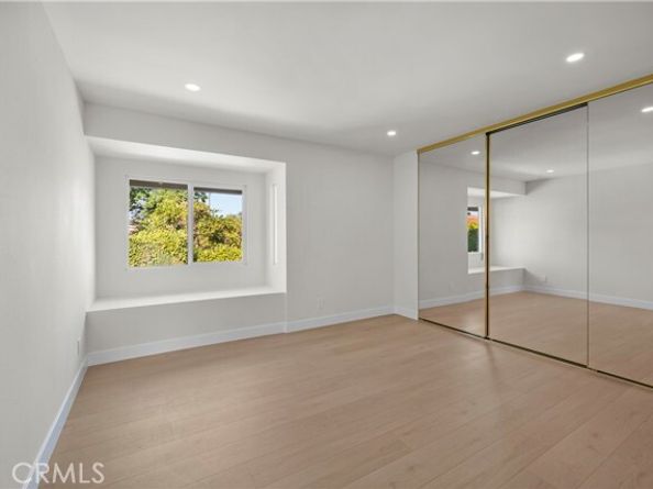 20231 Elkwood, Winnetka (los Angeles) CA 91306