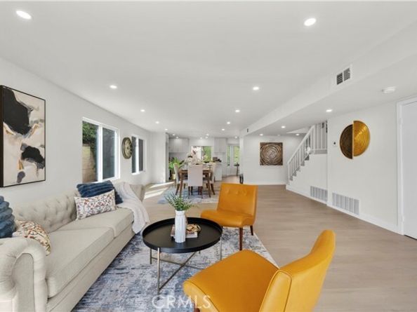 20231 Elkwood, Winnetka (los Angeles) CA 91306