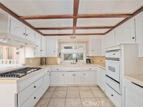 8529 Tunney, Northridge (los Angeles) CA 91324