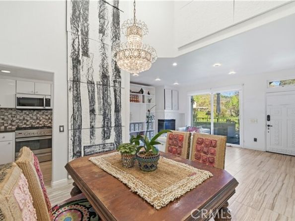 22350 Heritage Pass, Chatsworth (los Angeles) CA 91311