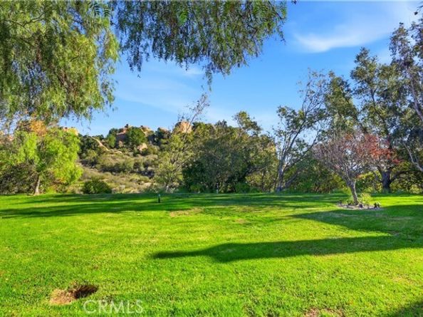 22350 Heritage Pass, Chatsworth (los Angeles) CA 91311