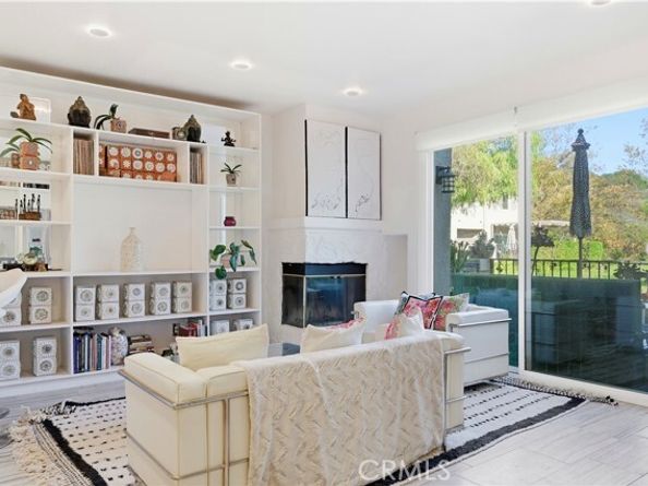 22350 Heritage Pass, Chatsworth (los Angeles) CA 91311