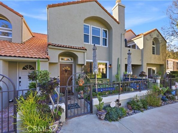 22350 Heritage Pass, Chatsworth (los Angeles) CA 91311