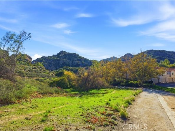 22350 Heritage Pass, Chatsworth (los Angeles) CA 91311