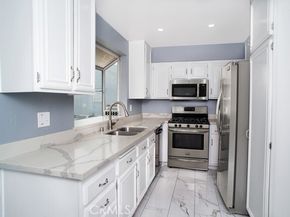 10350 Topanga Canyon Boulevard, Chatsworth (los Angeles) CA 91311