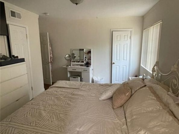 10016 Sophia Avenue, North Hills (los Angeles) CA 91343