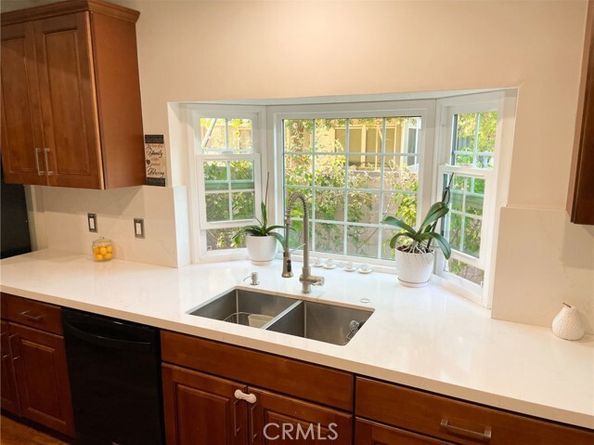 10016 Sophia Avenue, North Hills (los Angeles) CA 91343