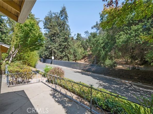 1601 Stone Canyon Road, Los Angeles CA 90077