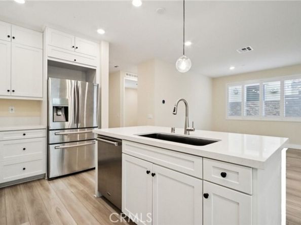 27524 S Orchard Lane, San Pedro (los Angeles) CA 90732