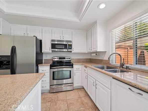 1984 Mount Shasta Drive, San Pedro (los Angeles) CA 90732