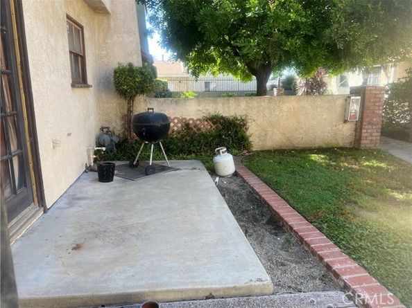 17431 Virginia, Bellflower CA 90706