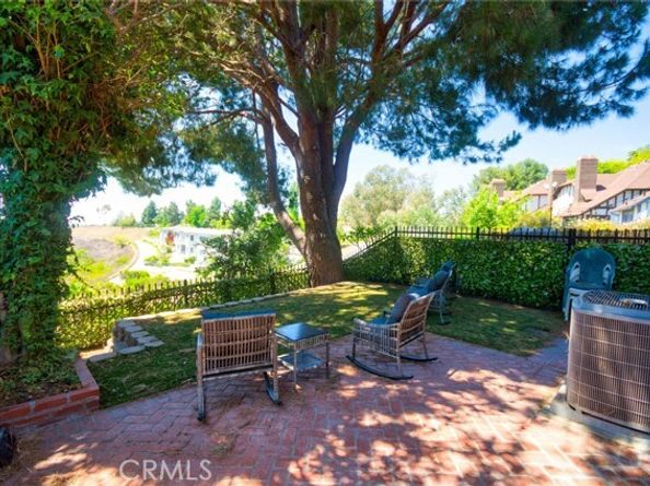 950 S Rim Crest Drive, Anaheim CA 92807