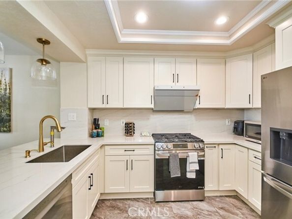 950 S Rim Crest Drive, Anaheim CA 92807