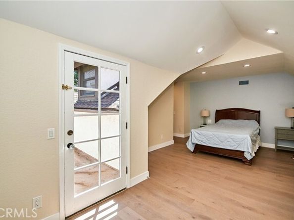 950 S Rim Crest Drive, Anaheim CA 92807