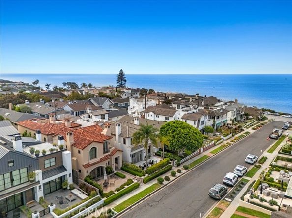 222 Orchid Avenue, Corona Del Mar (newport Beach) CA 92625