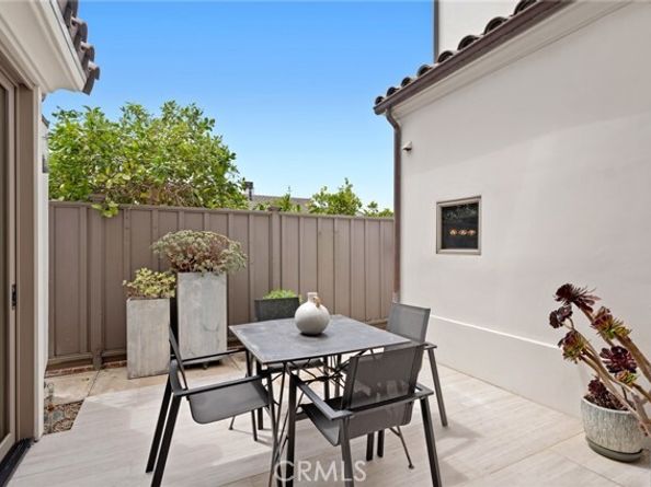 222 Orchid Avenue, Corona Del Mar (newport Beach) CA 92625