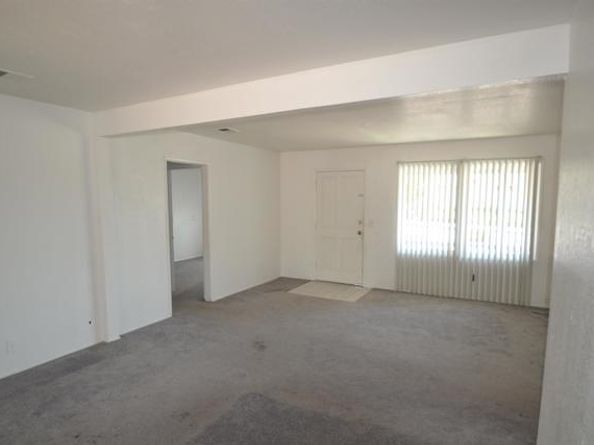 9380 Pike Rd, Santee CA 92071