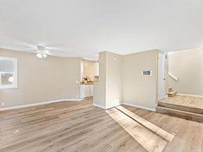 8448 Via Sonoma 100, La Jolla (san Diego) CA 92037